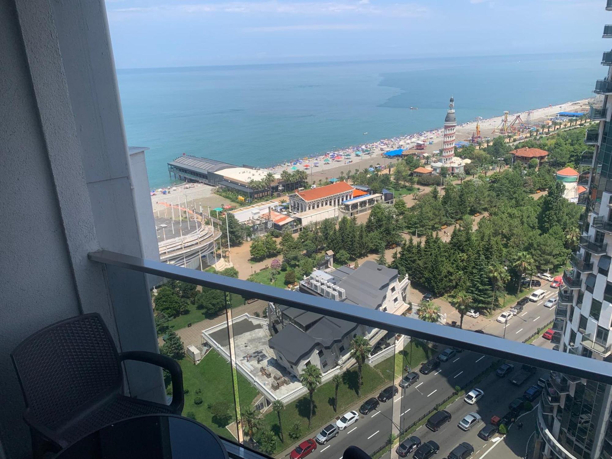 Orbi Sea Towers Apart Hotel Batumi Bagian luar foto